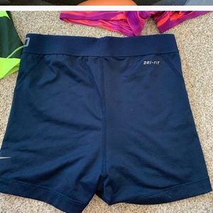 2 pairs of spandex